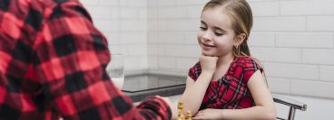 Зачем учить ребенка играть в шахматы